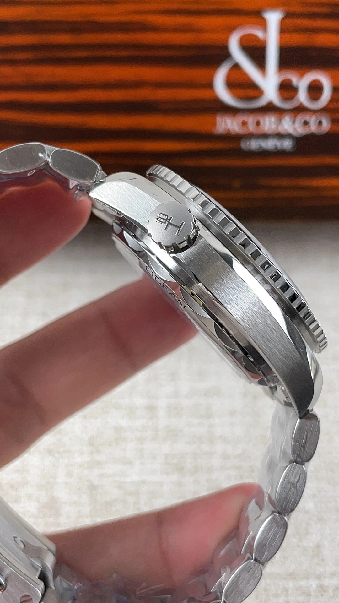Tailored CBD Factory Omega Seamaster Planet Ocean 600M GMT 43.5mm “Tai Chi” Black White Bezel (215.30.44.22.01.001) 1:1 Super Clone – DD8906 Movement 302